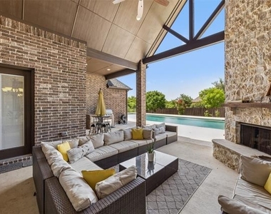 801 Rose Court - Photo Thumbnail 28