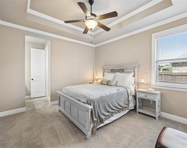 801 Rose Court - Photo Thumbnail 21