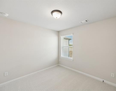 4816 Maxwell Drive - Photo Thumbnail 24