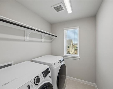 4816 Maxwell Drive - Photo Thumbnail 27