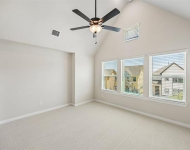 4816 Maxwell Drive - Photo Thumbnail 20