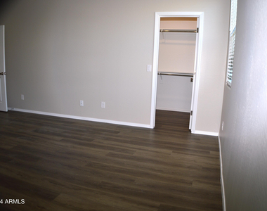 1366 W Pinkley Way - Photo Thumbnail 31