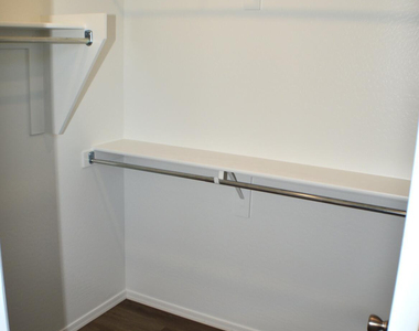1366 W Pinkley Way - Photo Thumbnail 37