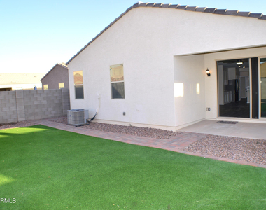 1366 W Pinkley Way - Photo Thumbnail 38