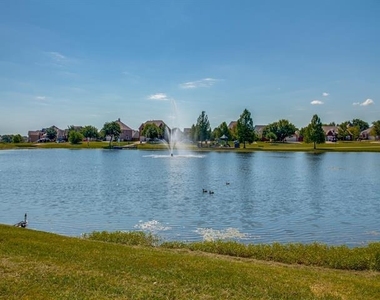 1802 Phillip Lane - Photo Thumbnail 34