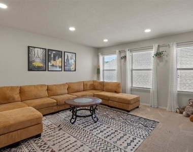 1802 Phillip Lane - Photo Thumbnail 20