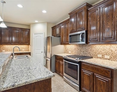 4213 Pecan Bend Lane - Photo Thumbnail 2