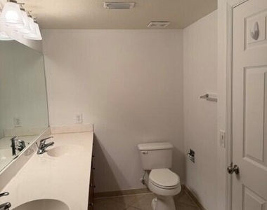 6378 Emerald Dunes Drive - Photo Thumbnail 19