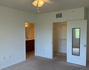 6378 Emerald Dunes Drive - Photo Thumbnail 16