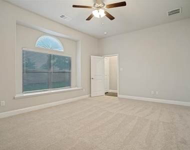 3406 Herron Drive - Photo Thumbnail 13