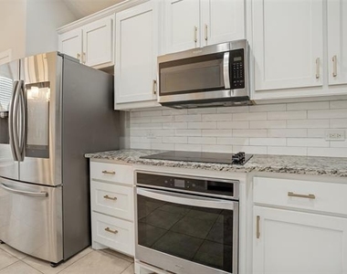 3406 Herron Drive - Photo Thumbnail 7