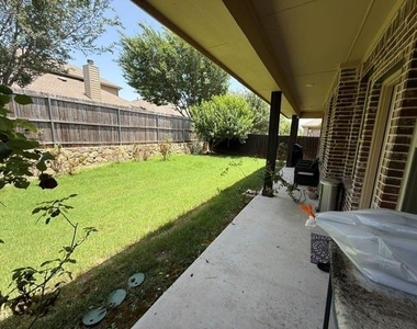 10936 Big Spring Trail - Photo Thumbnail 18