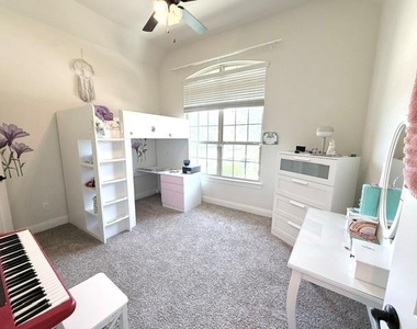 10936 Big Spring Trail - Photo Thumbnail 16