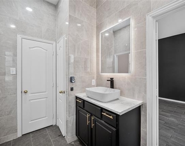 308 Keswick Lane - Photo Thumbnail 28