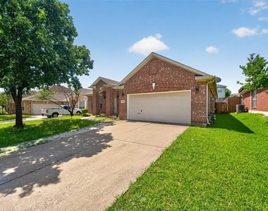 308 Keswick Lane - Photo Thumbnail 1