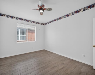 308 Keswick Lane - Photo Thumbnail 21