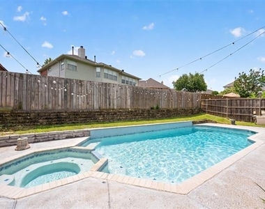 308 Keswick Lane - Photo Thumbnail 33