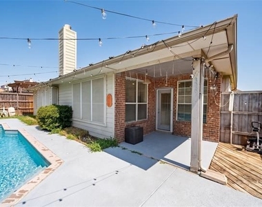 308 Keswick Lane - Photo Thumbnail 31