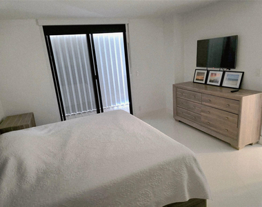 1631 S Ocean Boulevard - Photo Thumbnail 17