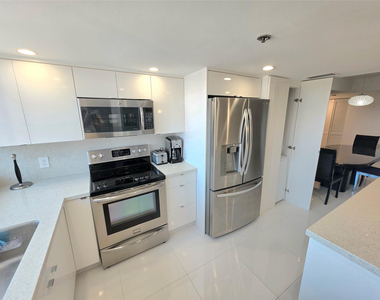 1631 S Ocean Boulevard - Photo Thumbnail 11