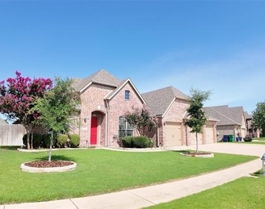 639 Stevenson Drive - Photo Thumbnail 1