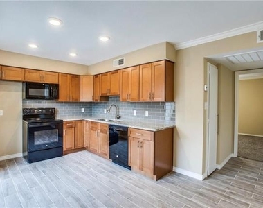 4748 Old Bent Tree Lane - Photo Thumbnail 6
