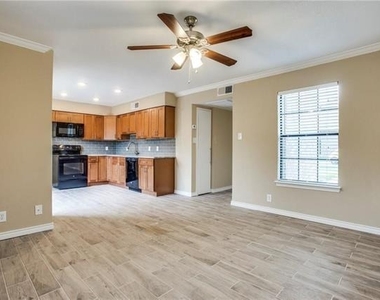 4748 Old Bent Tree Lane - Photo Thumbnail 5