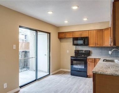 4748 Old Bent Tree Lane - Photo Thumbnail 7