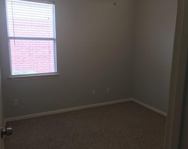 14508 Eaglemont Drive - Photo Thumbnail 12