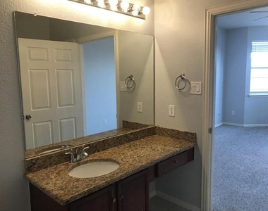 14508 Eaglemont Drive - Photo Thumbnail 10