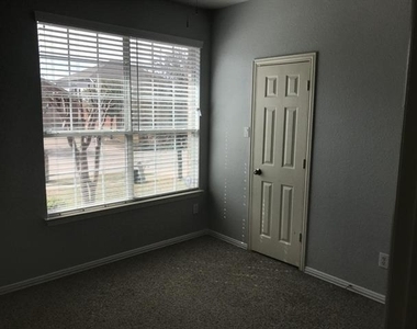 14508 Eaglemont Drive - Photo Thumbnail 13