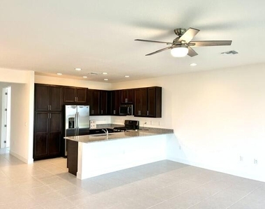 11785 Sw Oceanus Boulevard - Photo Thumbnail 15
