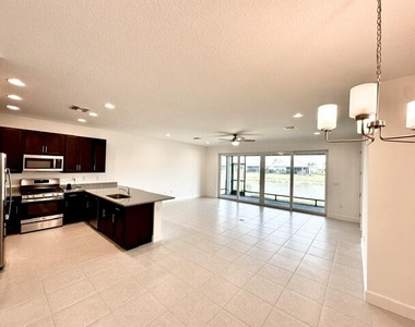 11785 Sw Oceanus Boulevard - Photo Thumbnail 13