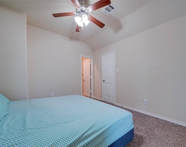 10405 Big Sandy Court - Photo Thumbnail 19