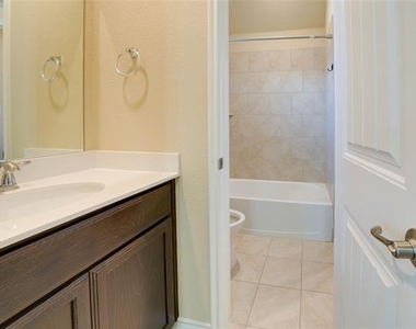 10405 Big Sandy Court - Photo Thumbnail 22