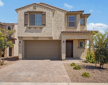 17558 W Luke Avenue - Photo Thumbnail 11