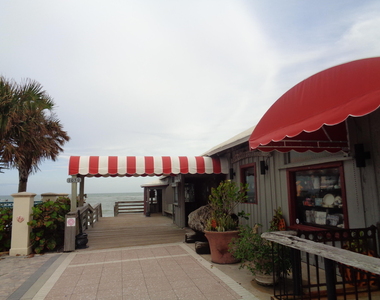 1903 Robalo Drive - Photo Thumbnail 16