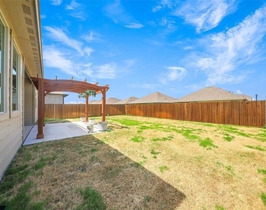 5028 Waterway Drive - Photo Thumbnail 18