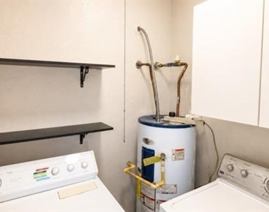 1508 Finley Drive - Photo Thumbnail 12