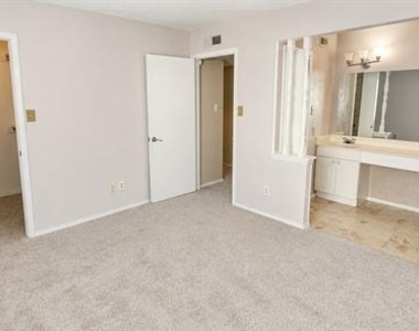 1508 Finley Drive - Photo Thumbnail 10