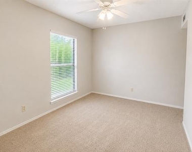 1508 Finley Drive - Photo Thumbnail 8