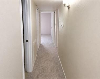 1508 Finley Drive - Photo Thumbnail 4