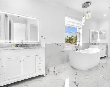 4707 Sw 195th Terrace - Photo Thumbnail 58