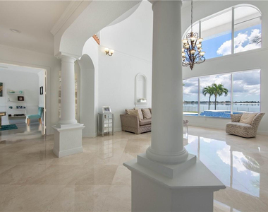 4707 Sw 195th Terrace - Photo Thumbnail 25