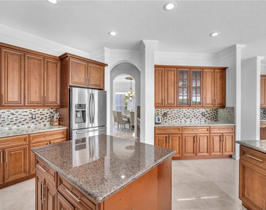 4707 Sw 195th Terrace - Photo Thumbnail 38