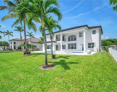 4707 Sw 195th Terrace - Photo Thumbnail 19