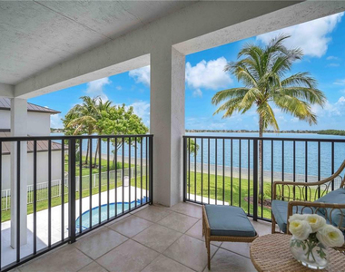 4707 Sw 195th Terrace - Photo Thumbnail 53