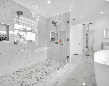 4707 Sw 195th Terrace - Photo Thumbnail 57