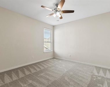 3102 Clearfork Trail - Photo Thumbnail 23
