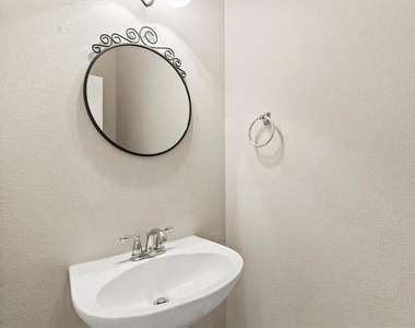 3102 Clearfork Trail - Photo Thumbnail 11